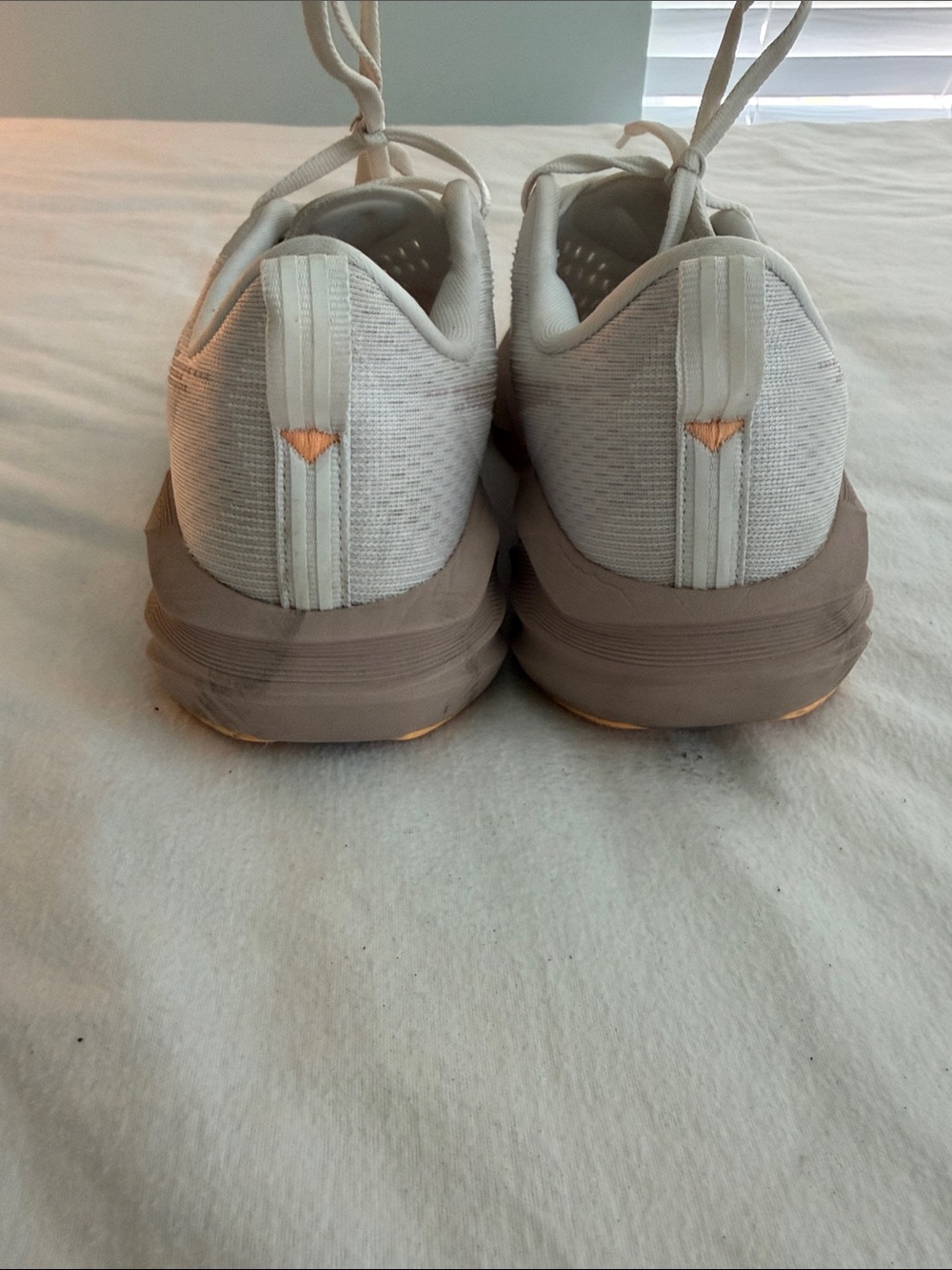 ASICS NovaBlast White/FawnMesh Running Shoes - Picture 4 of 7